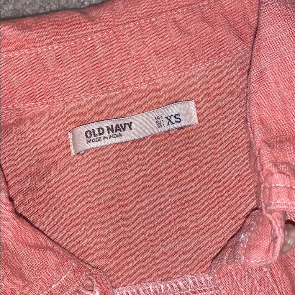 Old navy button down - Picture 2 of 2